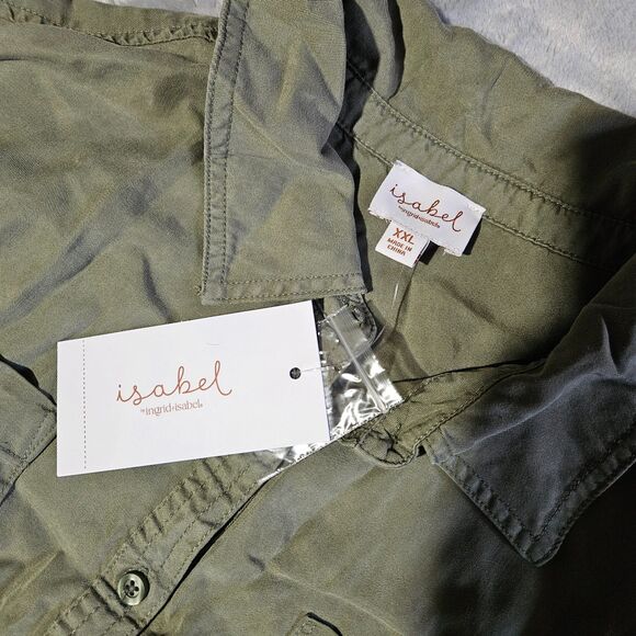 Isabel Maternity Short Sleeve Button-Front Belted Maxi Maternity Dress - Picture 4 of 4